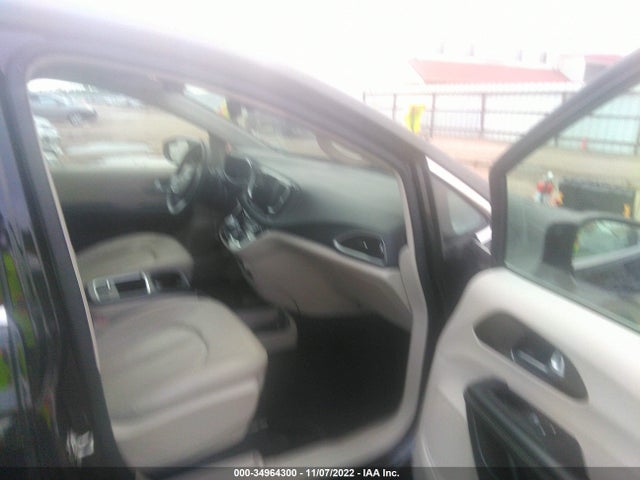 2C4RC1BG7MR597481 Chrysler Pacifica Touring L