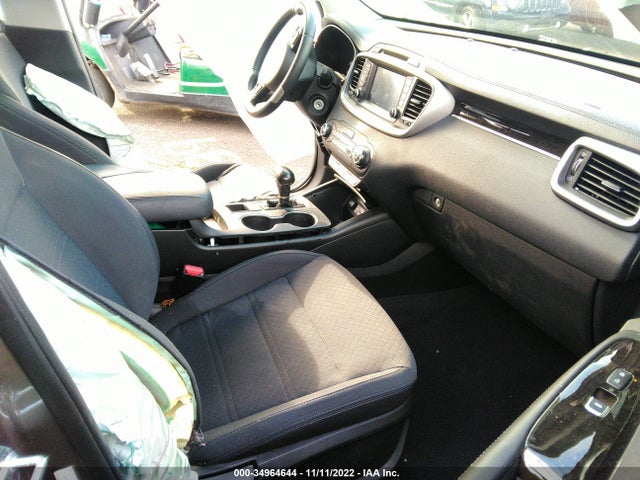 2018 Kia Sorento, VIN: 5XYPGDA34JG407972