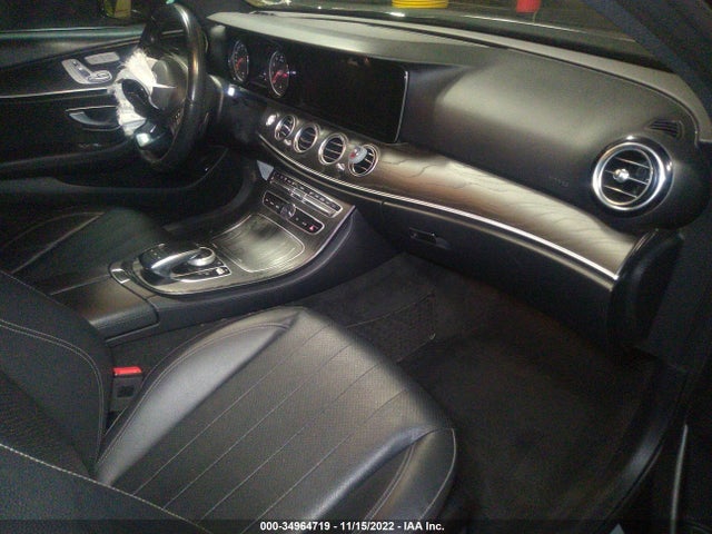 2018 Mercedes-Benz E-Class, VIN: WDDZF4KB3JA395417