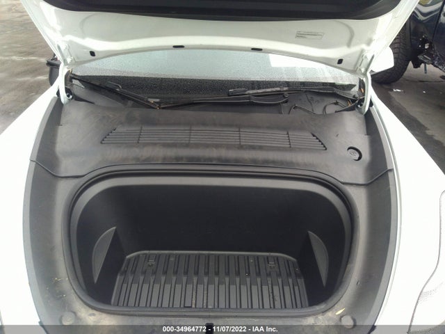 Tesla Model Y Long Range 2022 7SAYGAEE4NF364829 Image 11