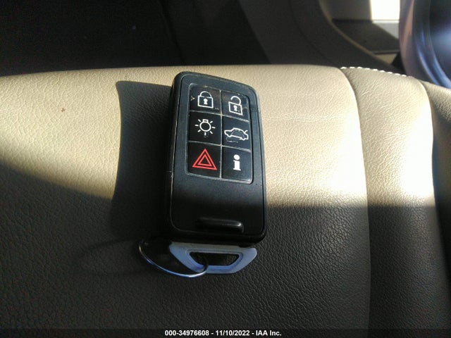Volvo Xc60 3.2l Platinum 2015 YV4940RDXF2612282 Image 3