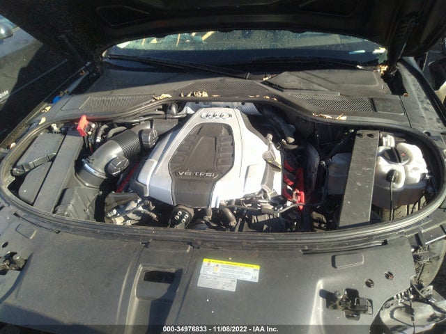 2016 Audi A8, VIN: WAU34AFD0GN013570