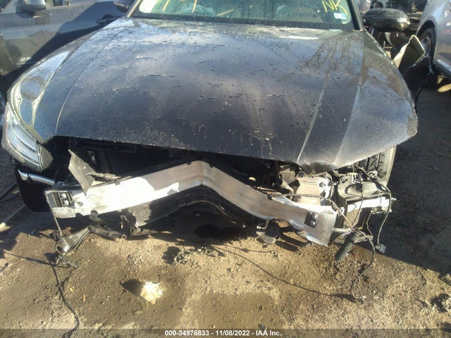 2016 Audi A8, VIN: WAU34AFD0GN013570