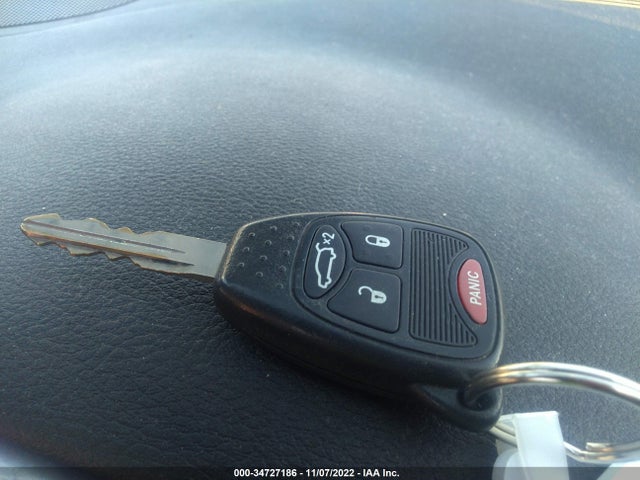 2014 CHRYSLER 200 LX VIN: 1C3CCBAB5EN197164