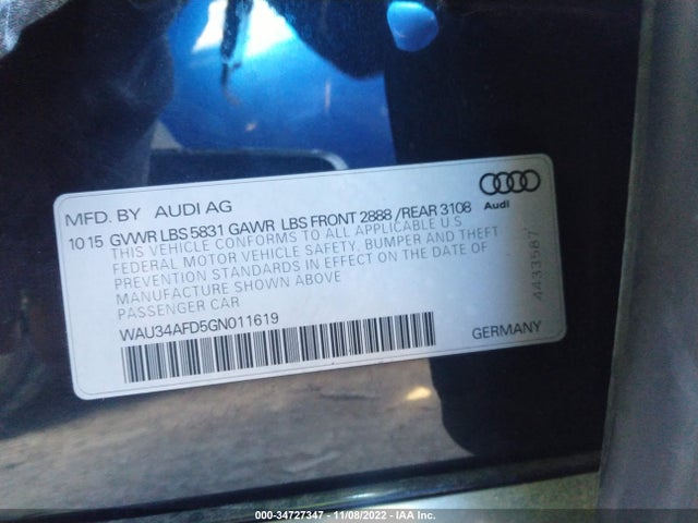 2016 Audi A8, VIN: WAU34AFD5GN011619