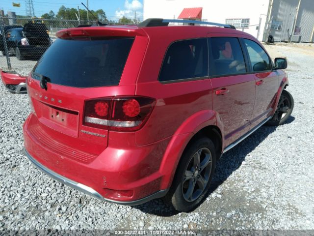 3C4PDCGG8FT637592 Dodge Journey Crossroad
