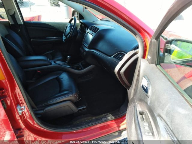 3C4PDCGG8FT637592 Dodge Journey Crossroad