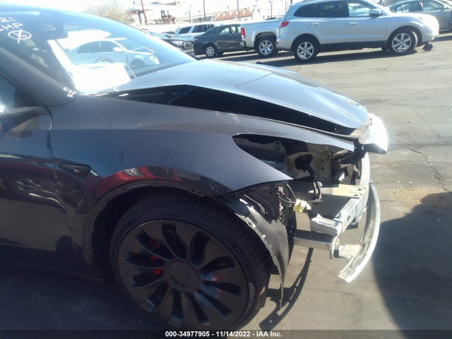 Tesla Model Y Performance 2022 7SAYGDEF6NF488322 Image 4