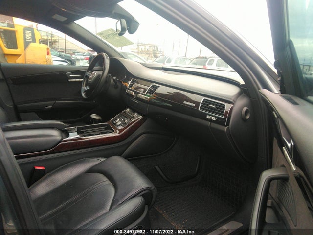 2017 Audi A8, VIN: WAU44AFD3HN010118