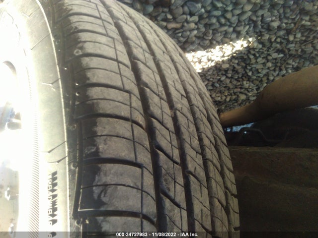 1986 VOLVO 245 DL/GL VIN: YV1AX8855G1711996