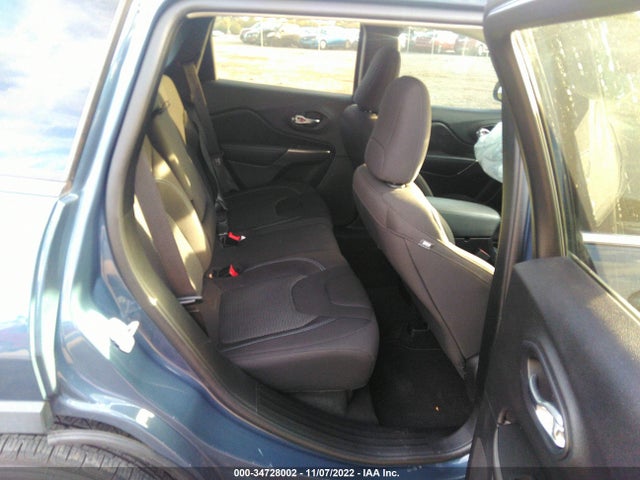 1C4PJLCB9KD479489 Jeep Cherokee Latitude