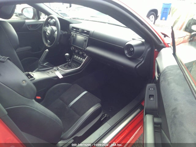 2022 Toyota GR 86, VIN: JF1ZNBE13N9756923