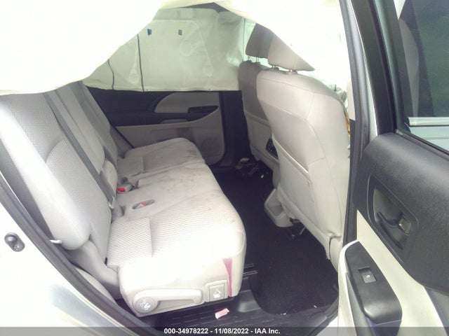 Toyota Highlander Le 2017 5TDZZRFH9HS234578 Image 8