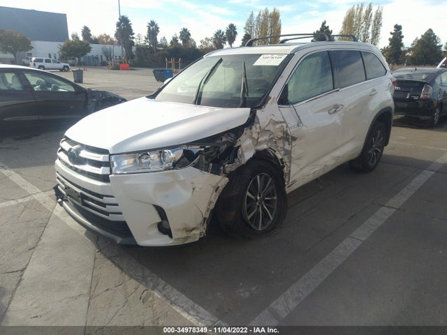 2017 Toyota Highlander, VIN: 5TDJGRFH2HS033530