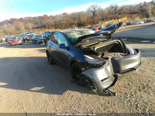 Tesla Model Y Long Range 2021 5YJYGDEE3MF088169 main image
