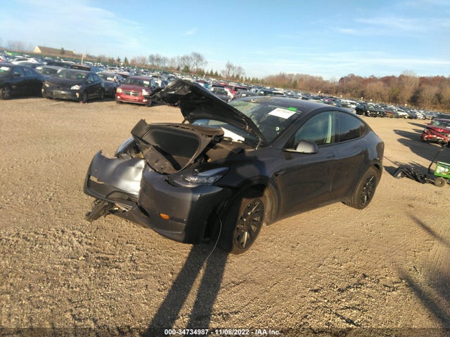 Tesla Model Y Long Range 2021 5YJYGDEE3MF088169 Image 2