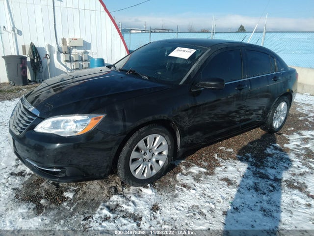 1C3CCBAB4EN207702 Chrysler 200 LX