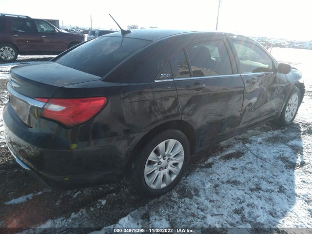 1C3CCBAB4EN207702 Chrysler 200 LX