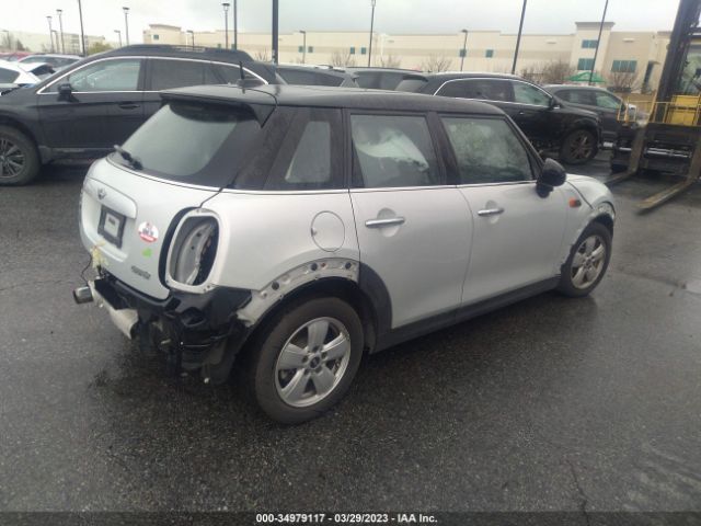 WMWXS5C57FT828743 Mini COOPER HARDTOP 4 DOOR