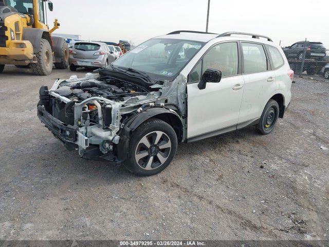 Subaru Forester 2.5i 2017 JF2SJABCXHH437991 Image 2