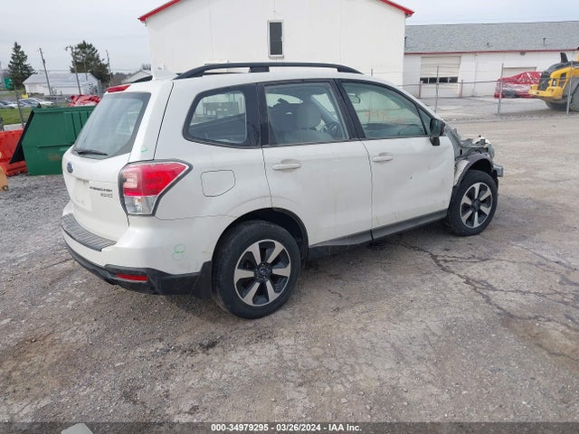 Subaru Forester 2.5i 2017 JF2SJABCXHH437991 Image 4