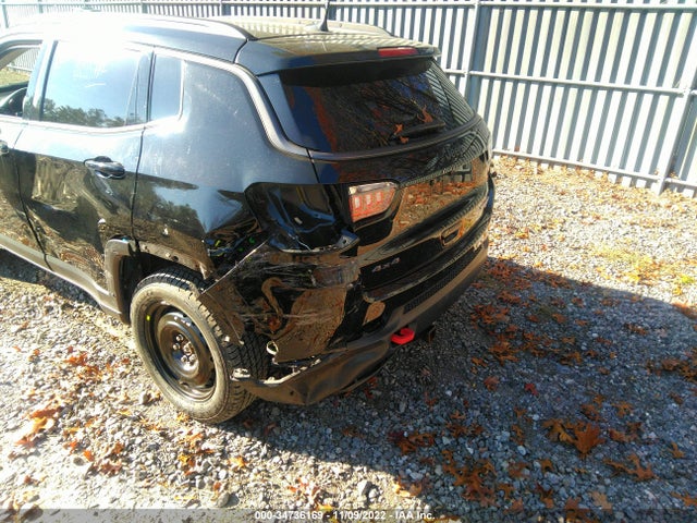 2017 Jeep Compass, VIN: 3C4NJDDB6HT635714