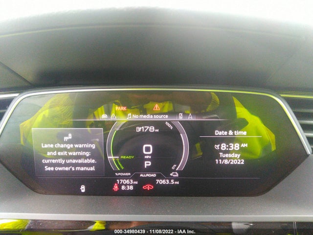 2021 Audi e-tron, VIN: WA1AAAGE8MB030666