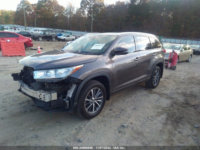 2017 TOYOTA HIGHLANDER XLE VIN: 5TDKZRFH9HS190700