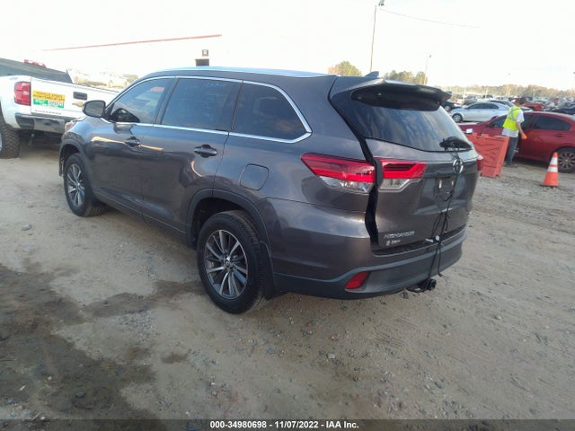 2017 TOYOTA HIGHLANDER XLE VIN: 5TDKZRFH9HS190700