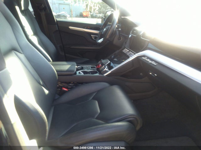 2021 Lamborghini URUS, VIN: ZPBUA1ZL7MLA11768
