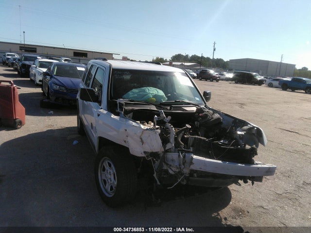 2016 1C4NJPBA0GD748428 main image