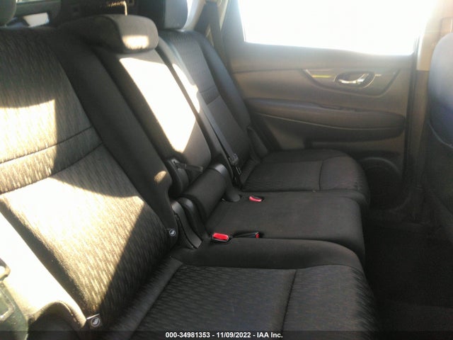 Nissan ROGUE S 2017 KNMAT2MT7HP545742 Image 8