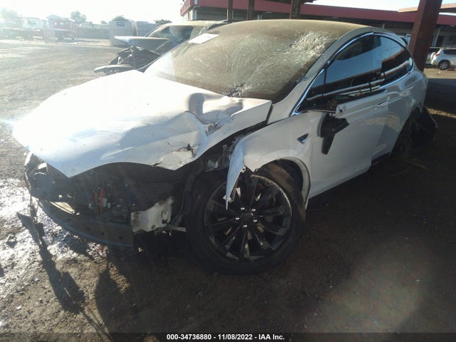 Tesla Model X 70d/90d/75d/60d/p100d 2016 5YJXCBE22GF018023 Image 2