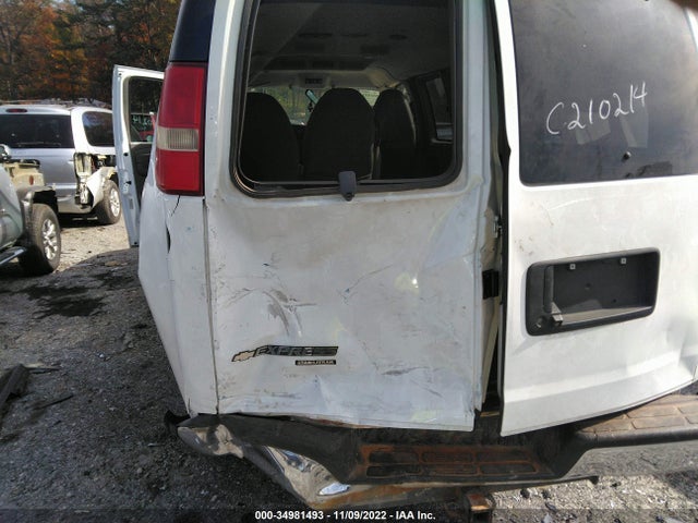 2015 Chevrolet Express, VIN: 1GBWGRFF7F1119001