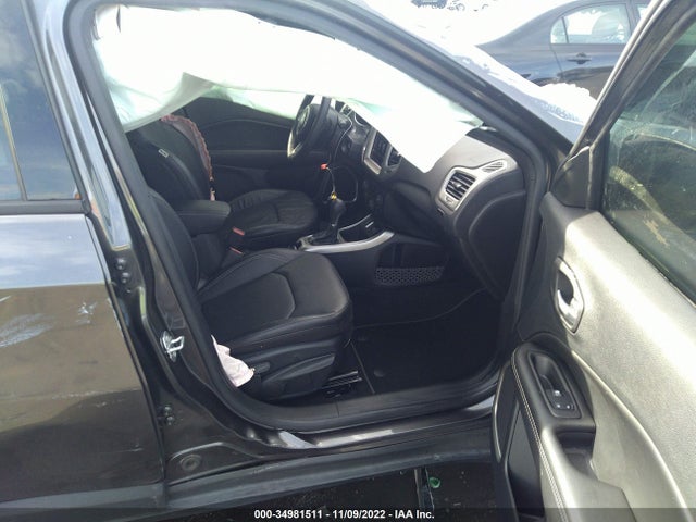 2021 Jeep Compass, VIN: 3C4NJCEB1MT542442