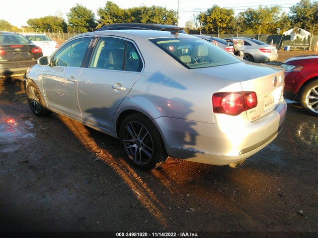 2009 VOLKSWAGEN JETTA SEDAN SE/SEL VIN: 3VWRM71K69M025268