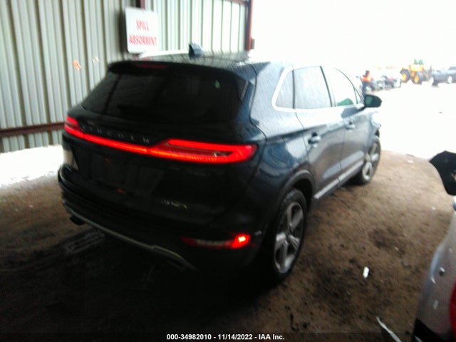 2015 Lincoln MKC, VIN: 5LMCJ2A95FUJ06215