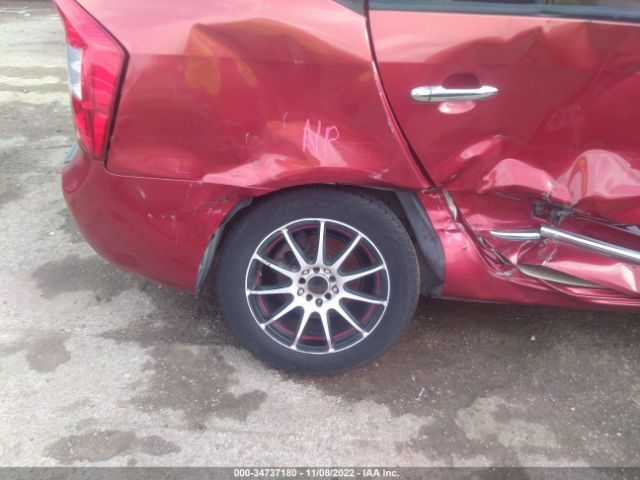 KNAFG526877083728 KIA Rondo Ex