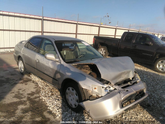 1999 HONDA ACCORD SDN LX VIN: 1HGCG5644XA046209