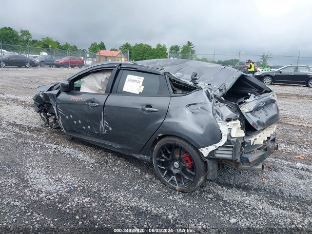 Ford FOCUS ST 2018 1FADP3L93JL229271 Image 3