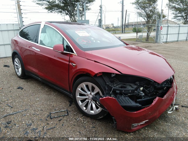 2019 Tesla Model X, VIN: 5YJXCBE25KF205250