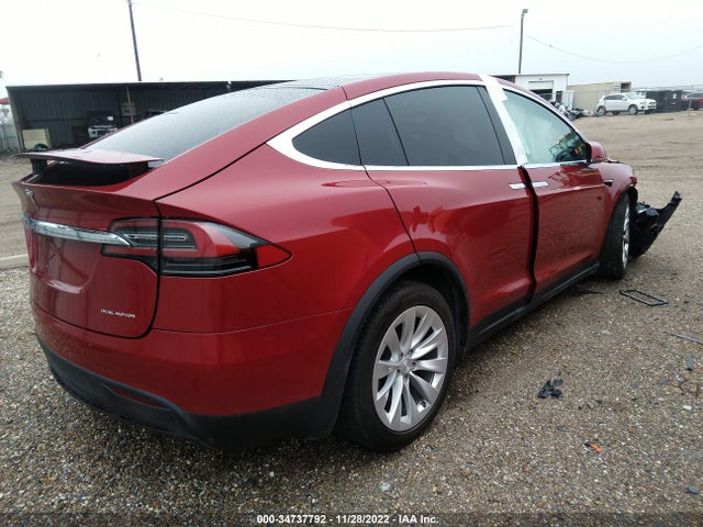 2019 Tesla Model X, VIN: 5YJXCBE25KF205250