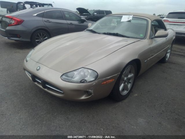 SAJGX2241WC022121 Jaguar XK8