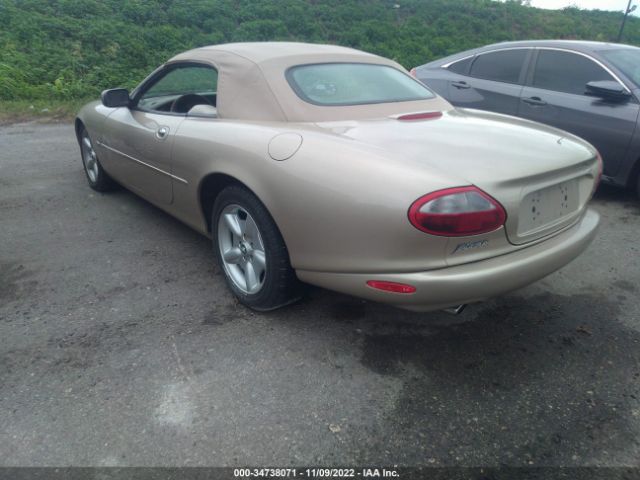 SAJGX2241WC022121 Jaguar XK8