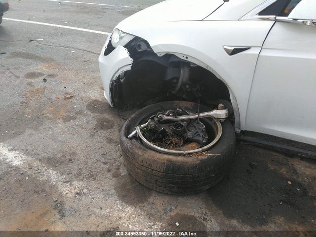 Tesla Model X 75d/100d/p100d 2018 5YJXCDE27JF088295 Image 7