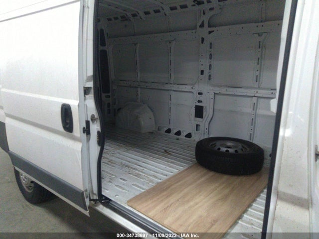 3C6TRVDG6HE553219 RAM Promaster Cargo Van