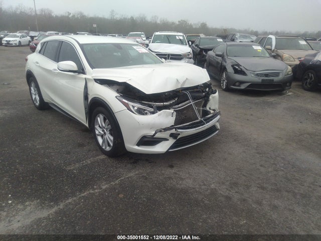 2018 Infiniti QX30, VIN: SJKCH5CP9JA056474