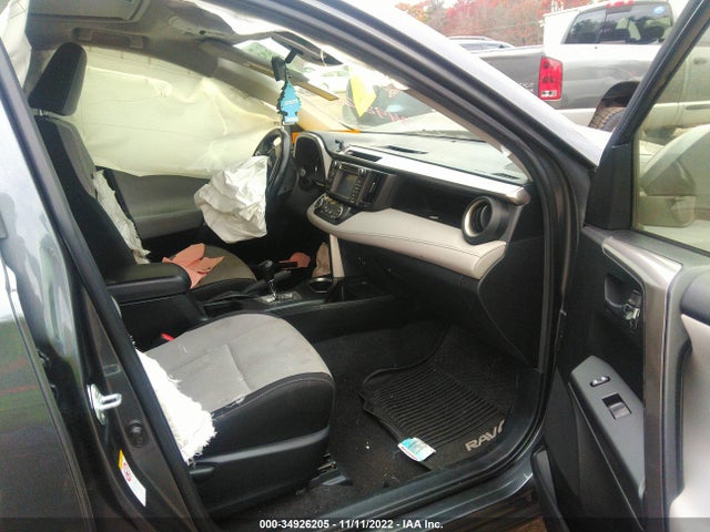 2017 Toyota RAV4, VIN: JTMRJREV8HD080293