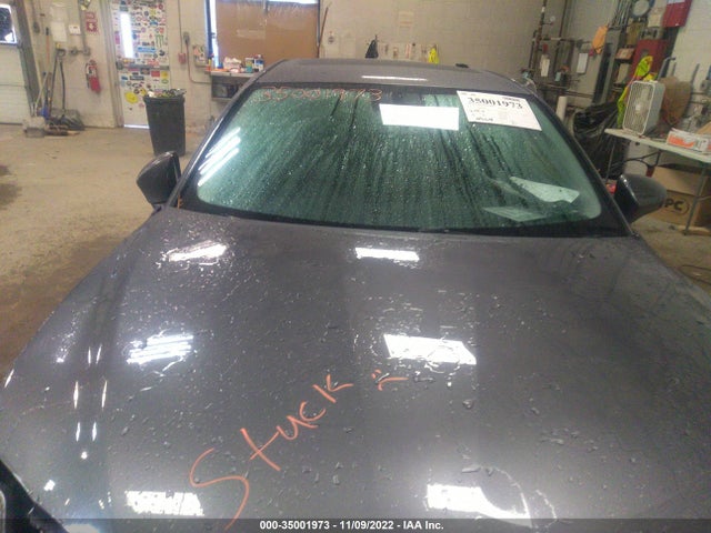 Lexus CT 200H 2012 JTHKD5BH9C2073503 Image 12