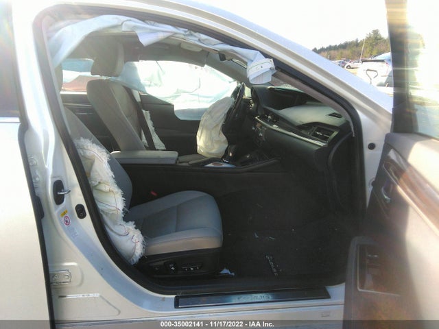 Lexus ES 2017 58ABK1GG2HU049804 Image 5